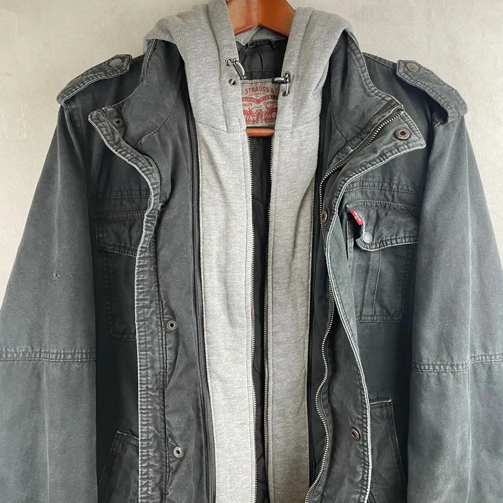 Levi Strauss & Co Black Field Jacket Removable Hood Quilted Military Work Coat M
